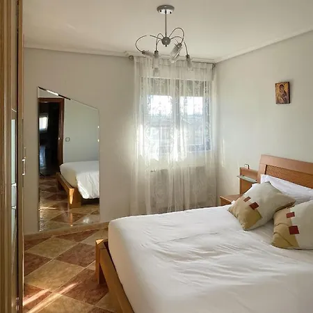 Apartamento CÓMODO alojamiento en Alba de Tormes *